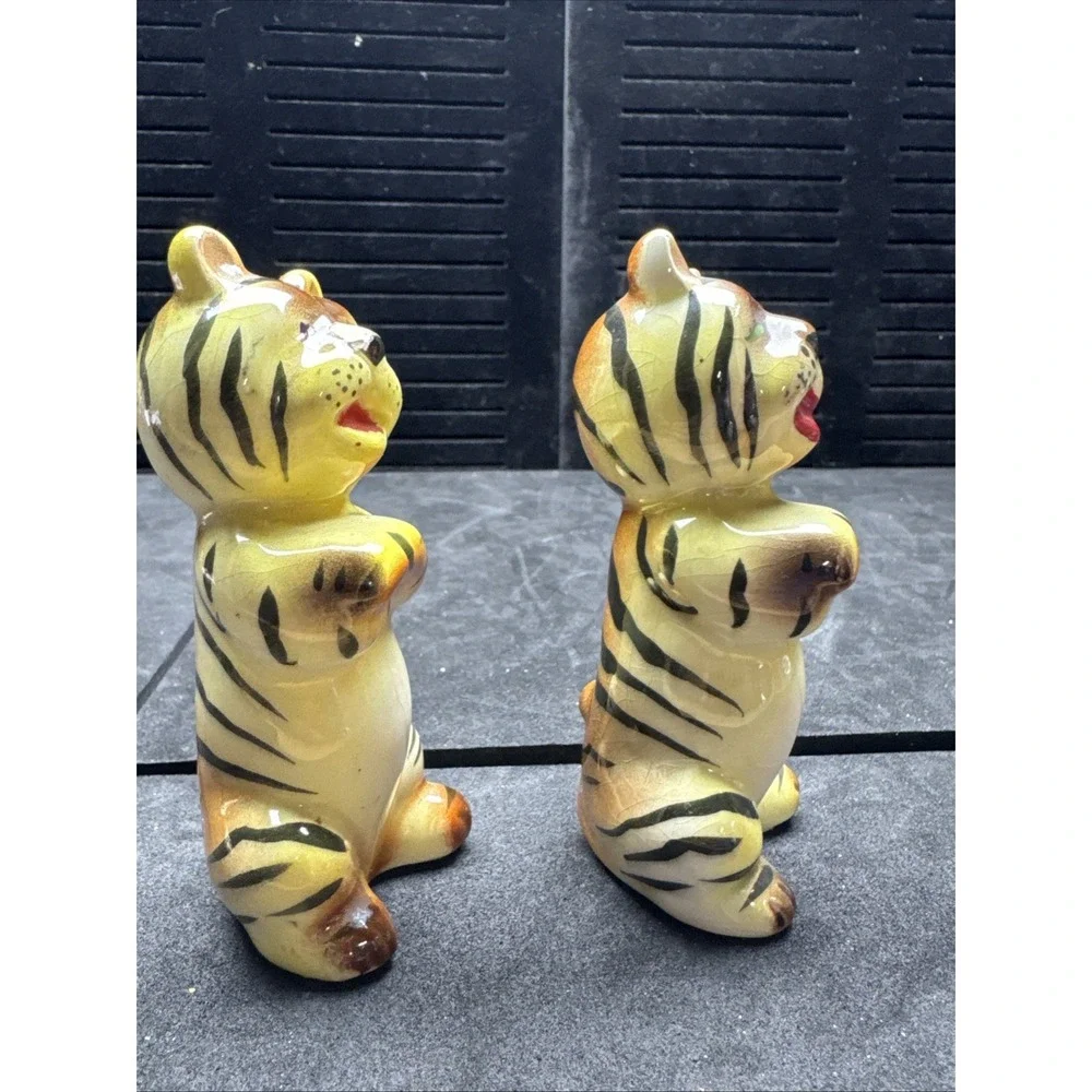 Vintage Salt and Pepper Shakers - Yellow Striped Tigers. One Has‎ A Small Chip